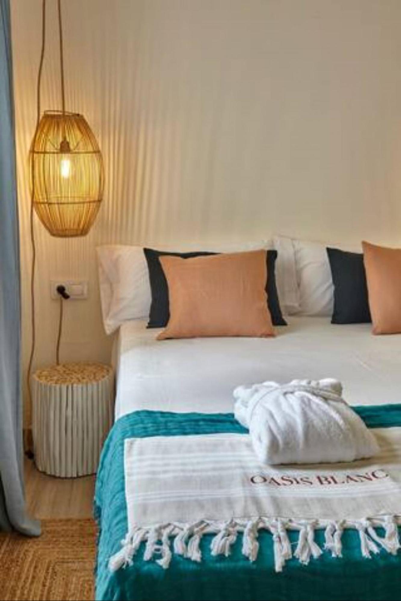 Arenal D'En Castell North Apartment Es Mercadal Luaran gambar