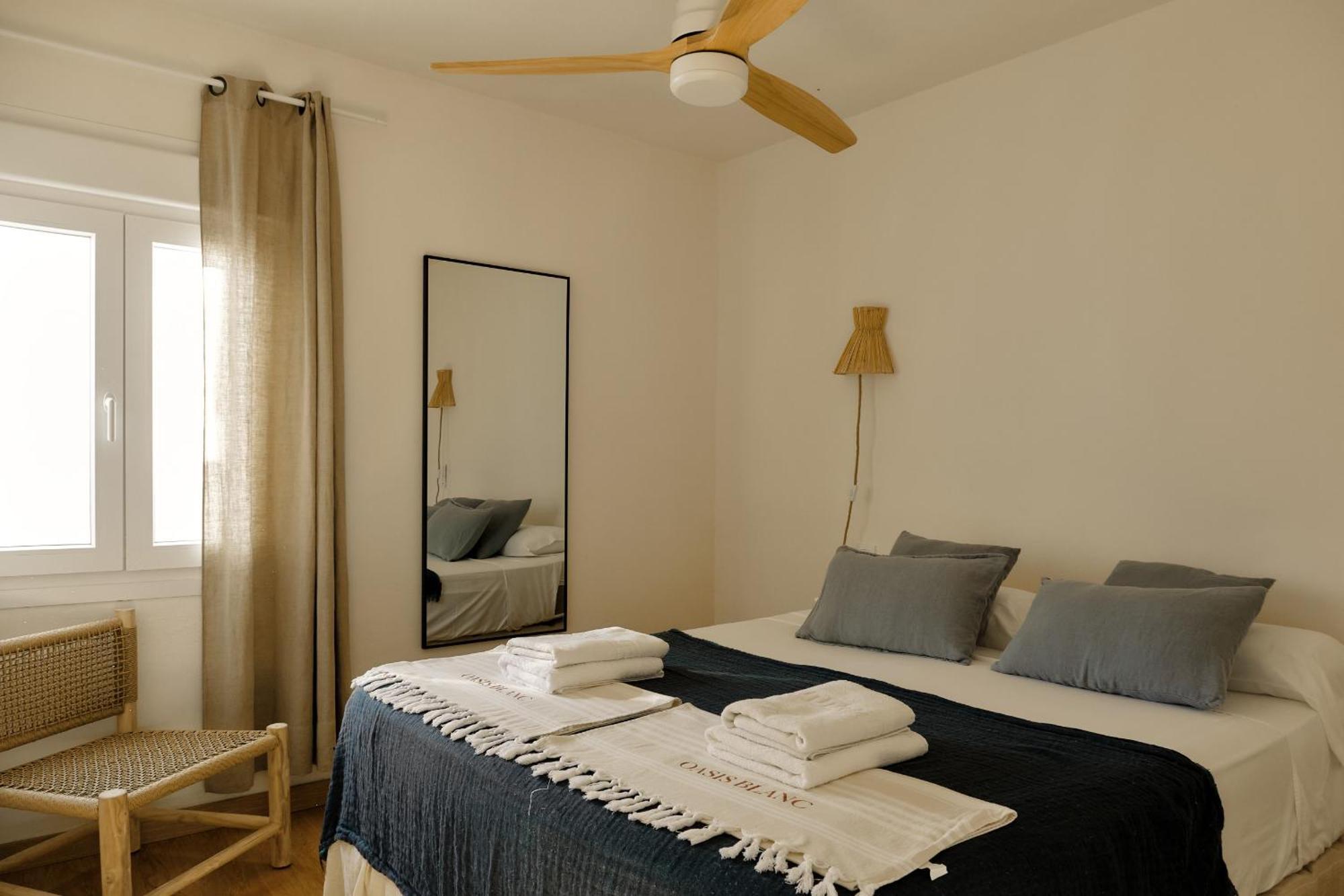 Arenal D'En Castell North Apartment Es Mercadal Luaran gambar