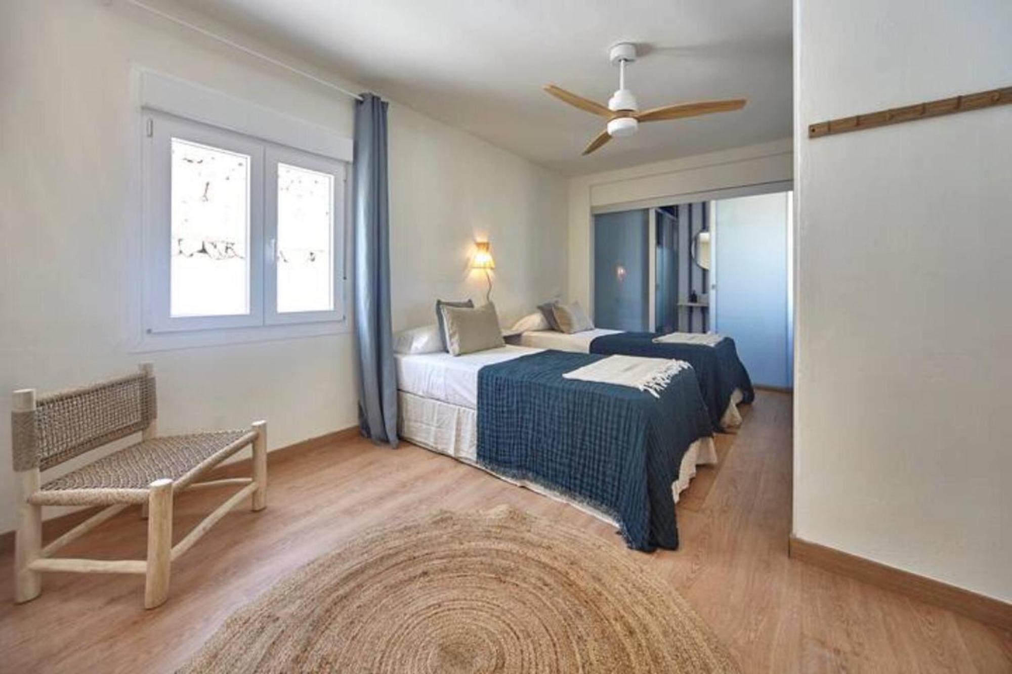 Arenal D'En Castell North Apartment Es Mercadal Luaran gambar