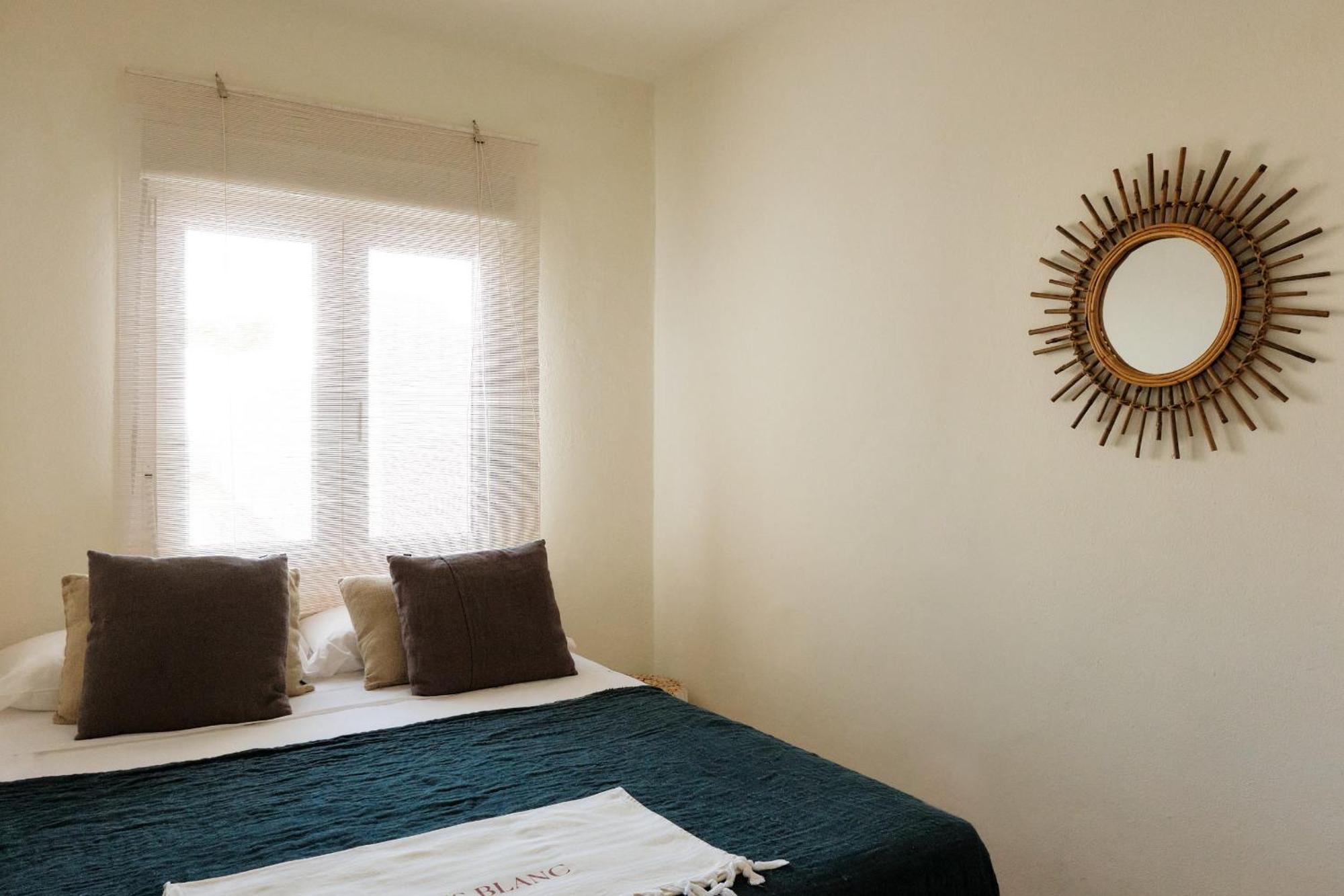 Arenal D'En Castell North Apartment Es Mercadal Luaran gambar