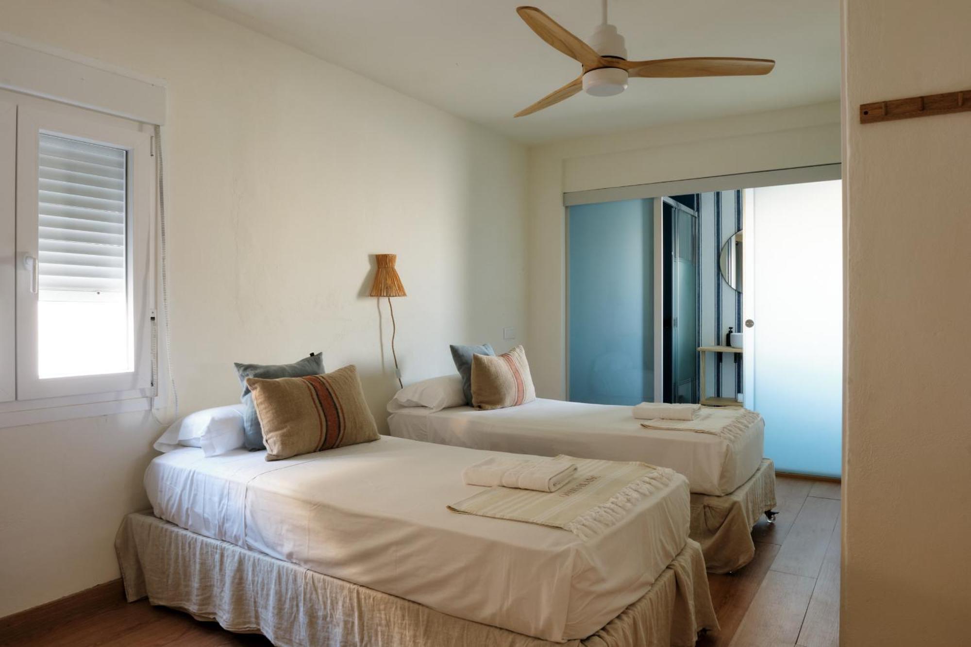 Arenal D'En Castell North Apartment Es Mercadal Luaran gambar